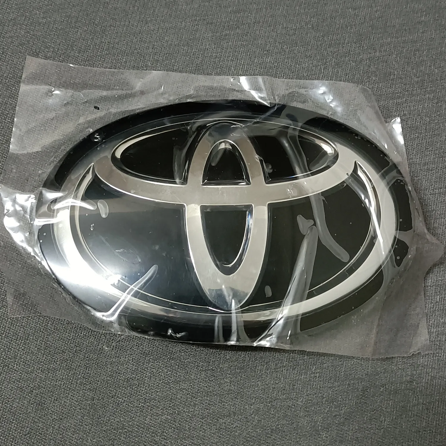 Emblema aplicable a TOYOTA Corolla 2019-2022 Toyota corolla Hatchback 90975-02124, 90975-02136