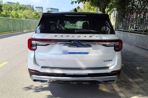 سيارة مستعملة متوفرة في المخزون، بنزين، دفع رباعي، 7 مقاعد، محرك <span class=keywords><strong>2.3</strong></span> لتر - Product Image 4