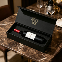 Boîte d'emballage écologique portable en carton rigide noir mat de luxe sur mesure pour bouteilles de vin rouge et de spiritueux