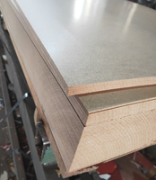 Panneau en Fibre de Bois Contemporain de Première Qualité 9mm-18mm, Résistant à l'Humidité, avec Revêtement Uni ou Mélaminé pour Usage Hôtelier