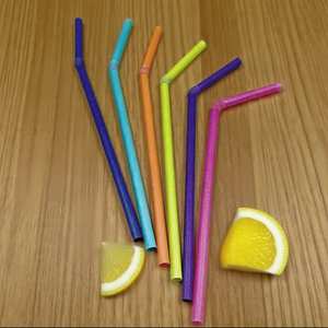 หลอดดูดน้ำกระดาษแบบโค้งงอ ย่อยสลายได้ ใช้แล้วทิ้ง เหมาะสำหรับการตั้งแคมป์ - Product Image 1