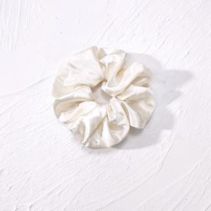 Accessoires Cheveux en Satin de Taille Moyenne pour Femme Chouchou Rose Violet Champagne en Soie Satinée pour Filles - Product Image 3