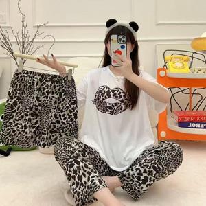 봄과 여름 반팔 바지 <span class=keywords><strong>3</strong></span> 개 세트 홈웨어 만화 캐주얼 한국 잠옷 세트 멋진 부드러운 우유 실크 잠옷 - Product Image 5