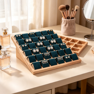 Plateau de présentation de bijoux en bois rectangulaire portable multi-compartiments en gros, support en velours pour cartes à bijoux, boucles d'oreilles, clous d'oreilles et pendantes pour boutique - Product Image 3