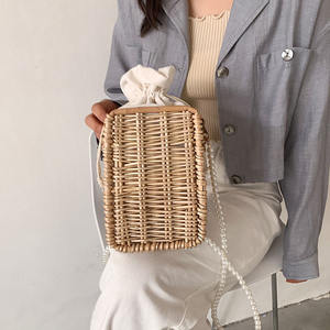 Petit sac de plage d'été <span class=keywords><strong>2022</strong></span>, nouveau sac en paille tissé avec chaîne de perles, sac mignon pour téléphone portable, littéraire - Product Image 5