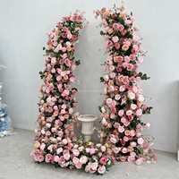 Arche florale artificielle colorée de style bohème pour la cérémonie de mariage, toile de fond pour événements en plein air sur pelouse