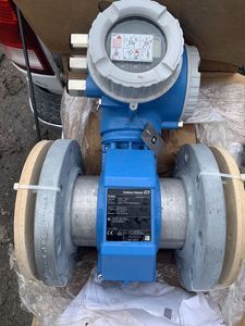 Débitmètre chinois monté sur châssis avec débitmètre Endress+Hauser Proline Promag W 300, instruments de mesure de débit E+H - Product Image 6