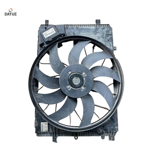 Adecuado para <span class=keywords><strong>Mercedes</strong></span> Benz <span class=keywords><strong>Clase</strong></span> C 204 C63 ventilador electrónico de coche, sistema de radiador de <span class=keywords><strong>segunda</strong></span> <span class=keywords><strong>mano</strong></span> original ventilador electrónico de refrigeración - Product Image 6