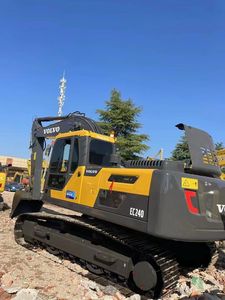 Excavatrice sur chenilles <span class=keywords><strong>Volvo</strong></span> <span class=keywords><strong>240</strong></span> EC240 d'occasion de haute qualité fabriquée en Corée à vendre - Product Image 3