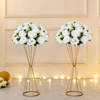 Boule blanche de fleurs artificielles en soie de pièces maîtresses de mariage pour la décoration d'événement