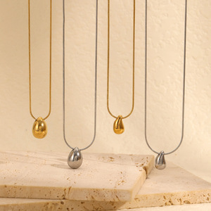 Collier pendentif goutte d'eau en acier inoxydable 26 mm Or Argent Simple et Tendance Chaîne de Clavicule - Product Image 1