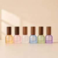 Flacon pulvérisateur en verre de 10 ml avec couvercle en bambou, design créatif et luxueux, pour huiles essentielles et reconditionnement de parfums fins