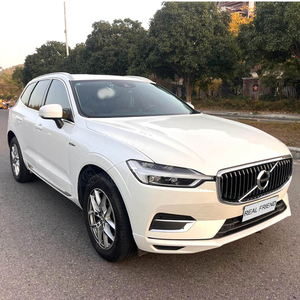 Volvo <span class=keywords><strong>XC60</strong></span> <span class=keywords><strong>B5</strong></span> <span class=keywords><strong>AWD</strong></span> de Segunda Mano, SUV de Lujo Mediano con Tracción en las Cuatro Ruedas y Bajo Consumo de Combustible en Venta - Product Image 3