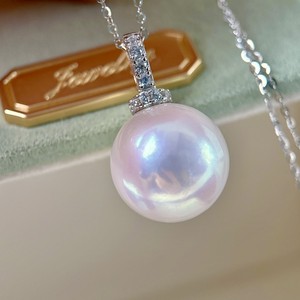 Collar de Plata S925 con Colgante de Perla Redonda de Agua Dulce Blanca de 10-11mm, con Camelia, Brillo Intenso y Ligeras Imperfecciones, para Mujer, Wenchi China, Venta al Por Mayor - Product Image 4