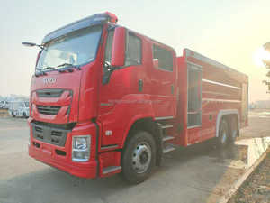 Camion de pompiers à double cabine 6x4 Euro 5 avec réservoir d'eau pour la lutte contre les incendies municipaux et industriels, et les opérations de sauvetage d'urgence - Product Image 4