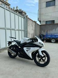 Sistema di Aspirazione dell'Aria a Forma di M Aerodinamico Ispirato alla <span class=keywords><strong>Moto</strong></span> da Corsa Yamaha YZF-R6 MotoGP con Sistema di Aspirazione Variabile YCC-I e Luce di Posizione a LED - Product Image 3