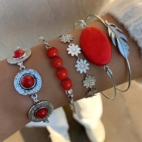 Bracelets de style bohème faits à la main par des bijoutiers de mode bon marché Bracelet multicouche avec incrustations de turquoise