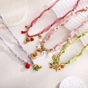 Collier tendance avec pendentif lettre, chaîne de <span class=keywords><strong>pull</strong></span> en perles <span class=keywords><strong>et</strong></span> chaîne en corde - Product Image 4