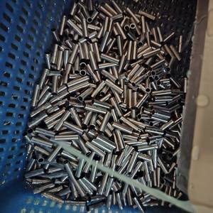 Chính xác nhà máy sản xuất 304 thép không gỉ mao mạch Ống Vuông liền mạch Đường kính ngoài 1mm 8mm erw hàn cắt sẵn sàng - Product Image 6