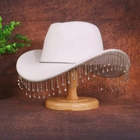 Chapeau de cowboy noir en feutre personnalisé avec franges en strass pour femmes, idéal pour les festivals de musique gothiques et les fêtes (vente en gros)