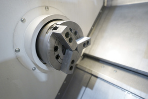 <span class=keywords><strong>Tour</strong></span> CNC SMTCL T5.1-500Q pour le tournage de métaux, avec tourelle servo et contre-plate, pour une production en série stable - En vente directe usine - Product Image 2