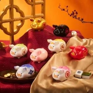 Authentique 52 JOUETS Cochon de la Réponse Boîtes Aveugles Poupée Jouet Mode Décoration Collection Modèle Enfant Cadeaux Ornements De Bureau - Product Image 6