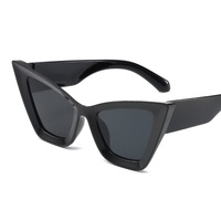 Nouveau luxe à la mode en gros homme couleur bonbon polygonale lunettes de soleil irrégulières oeil de chat surdimensionné lunettes de soleil femmes