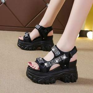 Sandalias Deportivas de Plataforma Abierta para Mujer, de Lujo, Originales, de Alta Calidad, con Tacón, Plantilla Transpirable de PU, Logotipo de Diamantes, Verano 2026, Personalizadas - Product Image 4