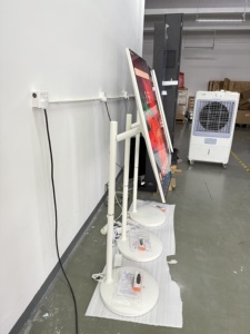 <strong>Mobile</strong> <strong>Tv</strong> 27 32 Inch Facebook Tiktok Video <strong>Player</strong> Lcd Touch Screen Rotatable Portable <strong>Tv</strong> Interactive Smart <strong>Tv</strong> With Battery - Product Image 2