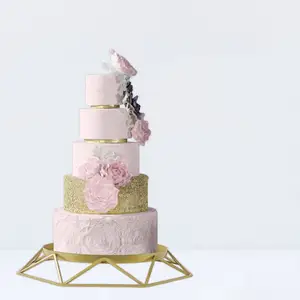 パーティーデコレーション台座ケーキと小さなケーキスタンド用の北欧のモダンなウェディングバースデーケーキメタルディスプレイスタンド