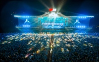 Écran LED de location haut de gamme et lumineux, installation empilable facile pour écrans de fond de scène de concert, utilisation intérieure/extérieure, garantie 5 ans
