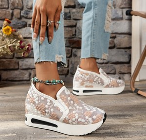Nouvelles chaussures décontractées pour femmes en dentelle et gaze, semelle épaisse, style printemps - Product Image 4