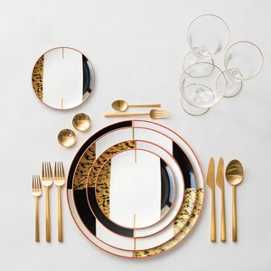 Nouvelle conception d'ustensiles de cuisine, assiettes en porcelaine fine, vente en gros d'assiettes de présentation en porcelaine, assiettes en céramique pour mariage, services de table - Product Image 1