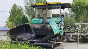 آلة رصف الأسفلت فوجل 2100-2 مستعملة عالية الجودة وفعالة من حيث التكلفة، سرعة 25 متر/دقيقة، إنتاجية 1100 طن/ساعة، تكلفة صيانة منخفضة، أصلية 100% ألمانية بسعر منخفض - Product Image 2