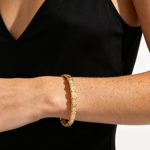 Brazalete de Acero Inoxidable Chapado en Oro de 18K con Zirconia en Forma de Bambú - Joyería de Lujo Ligero y Moderno para Mujer, Ideal para Fiestas - Product Image 6