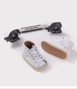 Nuove scarpe ortopediche in pelle per bambini scarpe da uomo con stecca castana per la riabilitazione del piede - Product Image 4
