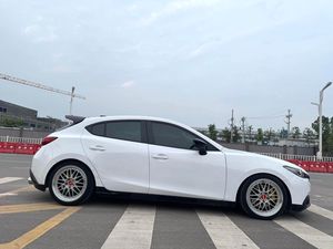 <span class=keywords><strong>Mazda</strong></span> <span class=keywords><strong>3</strong></span> Axela 2.0L essence berline automatique LHD <span class=keywords><strong>2014</strong></span> d'occasion pour l'exportation - Product Image 2