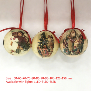 Breloque en mousse personnalisable à motif floral rétro coloré - Ornement de Noël pour sapin et décoration festive de la maison - Product Image 2