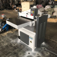 Machine à raboter automatique double face Vortek MB206E, certifiée CE, pour le travail du bois, largeur maximale 600 mm, vitesse 7-9 m/min, moteur.