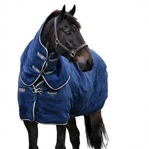 Couverture imperméable pour cheval à prix imbattable, forme en U, col haut, tissu Oxford 600D, doublure polaire, toutes saisons, usage extérieur - Product Image 1