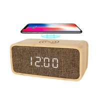 Kabellose Ladestation Hölzerner Digitaler LED Intelligenter Wecker Kalender Modernes Design Temperaturanzeige für Innenräume und Büros
