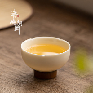 ถ้วยชาขาวดิงแวร์ พอร์ซเลนทรงไม่สมมาตร ถ้วยมาสเตอร์สำหรับชากังฟู - Product Image 3