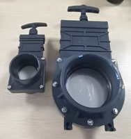 Vanne à opercule manuelle en PVC-U pour systèmes d'irrigation agricole, pression 0,35 MPa, taille de port DN32-DN150, fournie directement par l'usine