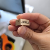 Porte-cartes en laiton personnalisable de 2 cm, support vertical pour messages et étiquettes, organisateur de bureau avec option de taille personnalisée