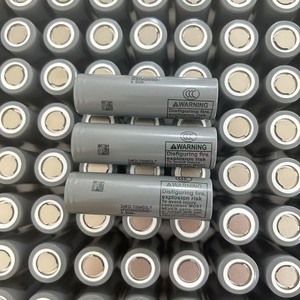 Cellule lithium-ion <span class=keywords><strong>LG</strong></span> INR21700 <span class=keywords><strong>M50LT</strong></span> 3,6 V 5000 mAh pour l'assemblage de packs de batteries - Product Image 3