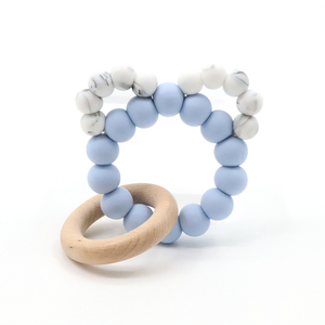 Sonajero de anillo de mordedor de madera sensorial de juguete de bebé de silicona suave de nuevo diseño al <span class=keywords><strong>por</strong></span> <span class=keywords><strong>mayor</strong></span> - Product Image 5