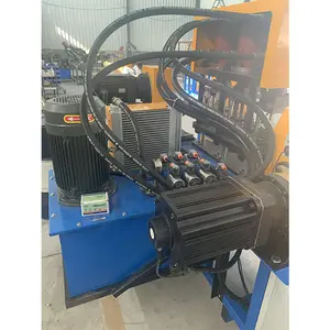 Equipamento de dobra de ferro plano operado CNC