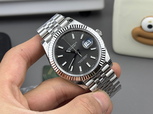 高級5A品質腕時計 3235自動巻き防水機械式ムーブメント スポーツウォッチ メンズファッション ステンレススチール自動巻き腕時計 - Product Image 1