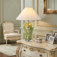 Lampe de table en céramique de style chinois vert avec motif d'oiseaux et de fleurs peints à la main pour chambre à coucher, salon, hôtel