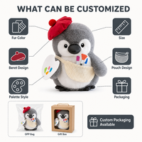 Pingouin en peluche artiste avec béret et palette de peinture, jouet en peluche gris doux, cadeau